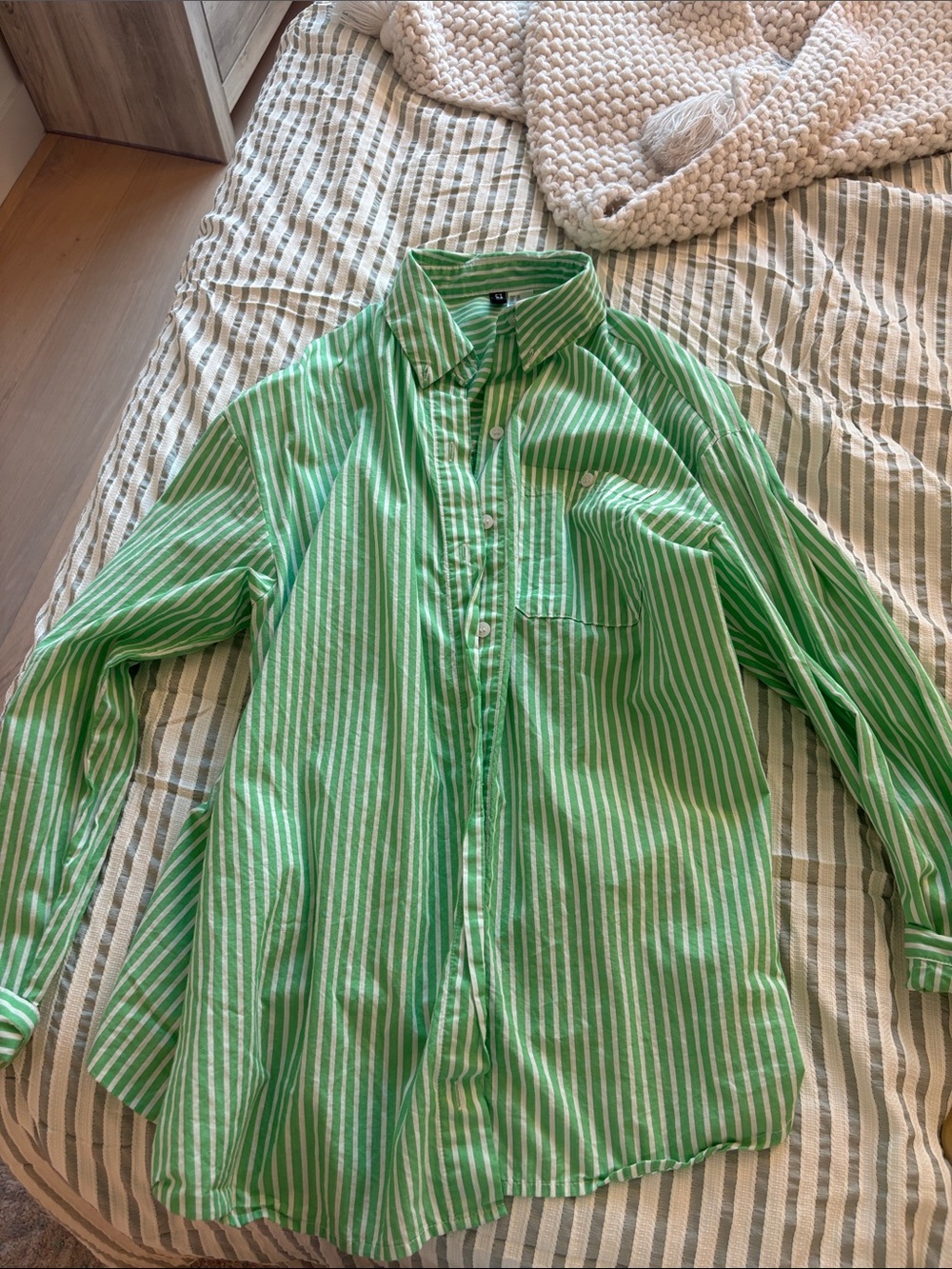H&M Green and White Vertical Stripe Button-Down Shirt